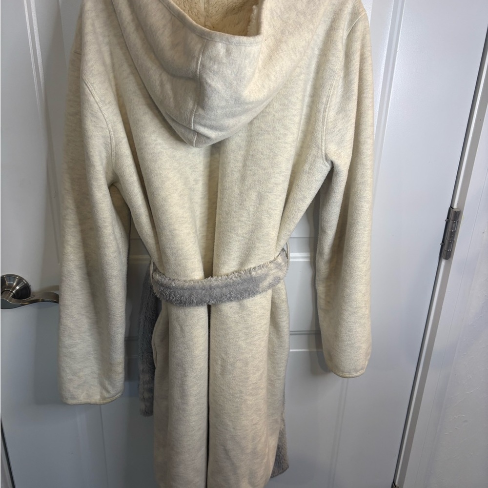 UGG Women's Cream Robe Teddy Jacket with Gray Belt - Picture 6 of 8